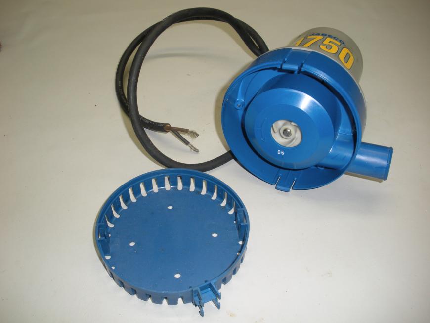 Jabsco Model 30240-1032 1750 GPM 32 Volt Bilge Pump